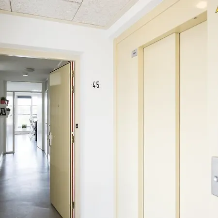 Penthouse Doelenstraat Διαμέρισμα Τίλμπουργκ
